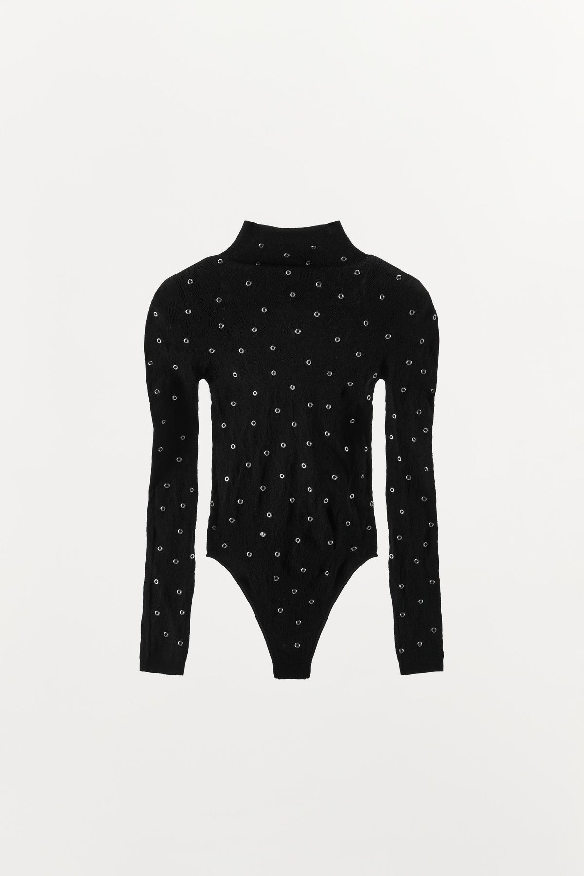 #121315, Noir
