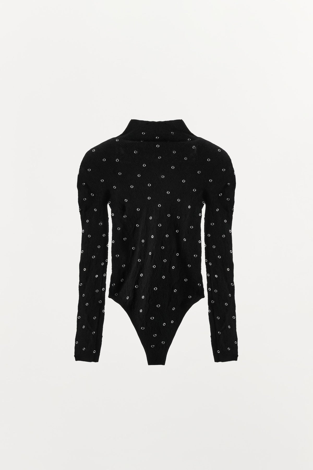 #121315, Noir